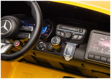 Kinder Elektroauto Mercedes-Benz AMG GT 63