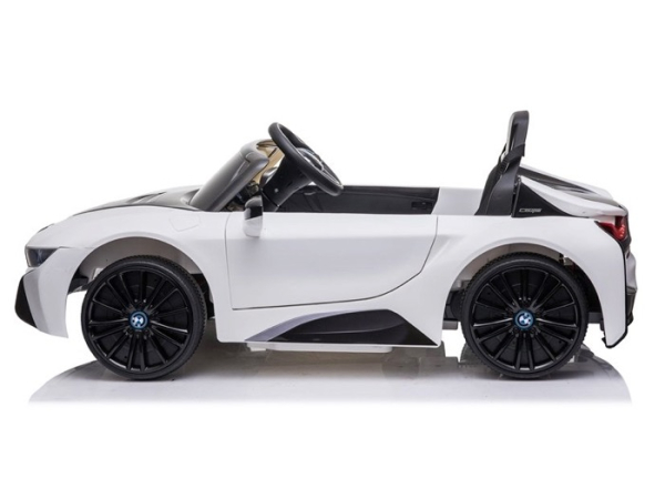 Kinder Elektroauto BMW i8