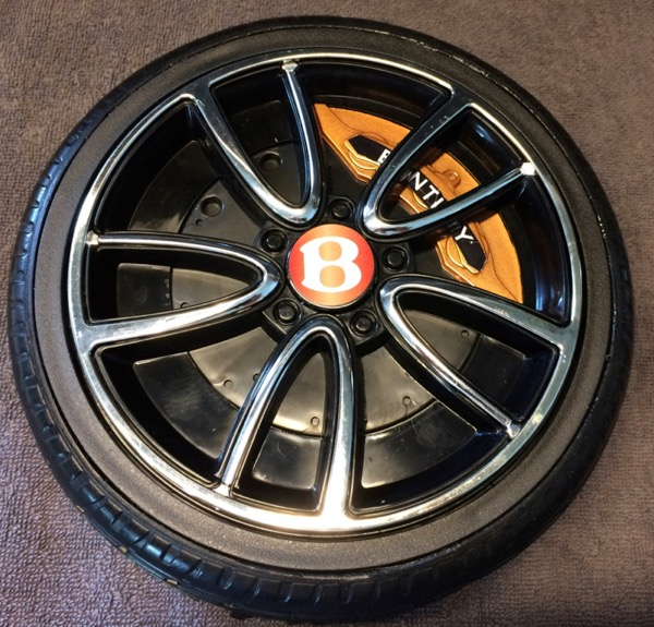 Kinder Elektroauto Bentley EXP