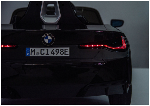 Kinder Elektroauto BMW i4