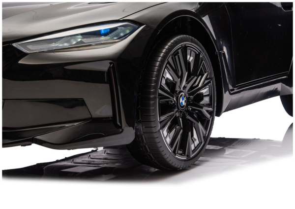 Kinder Elektroauto BMW i4