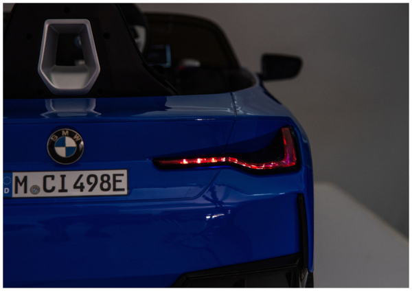 Kinder Elektroauto BMW i4